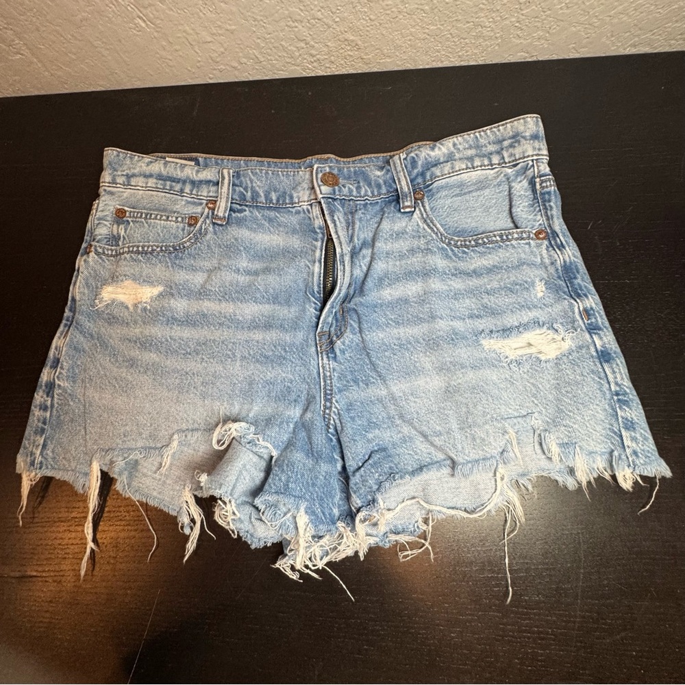 American Eagle Outfitters Blue Jean Shorts Distressed Vintage Style